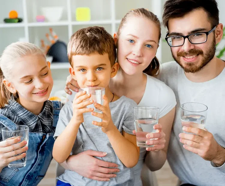 L'importance de l'eau pour la santé de la famille et des enfants