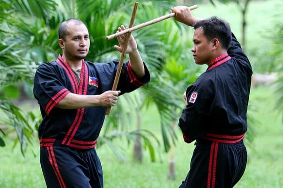 Arnis-Eskrima-Kali , une méthode de guerre philippine