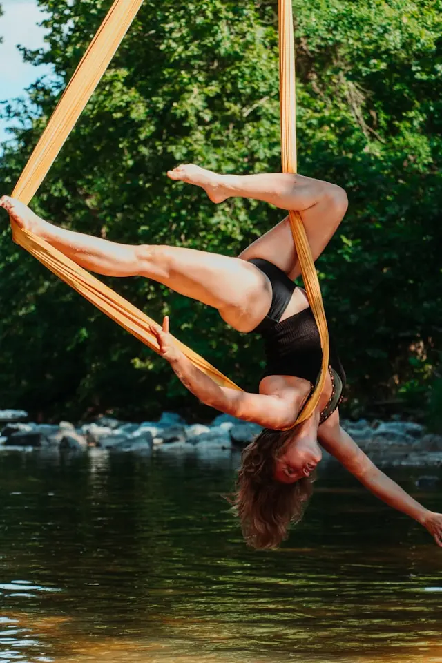 acrobatica silk