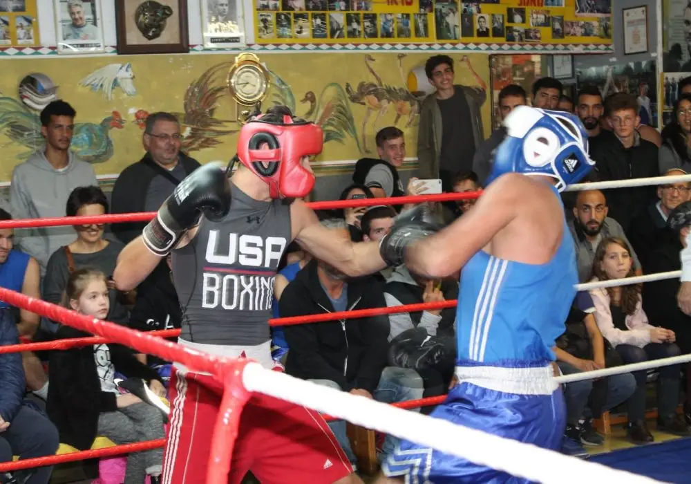 BOXING MATCH