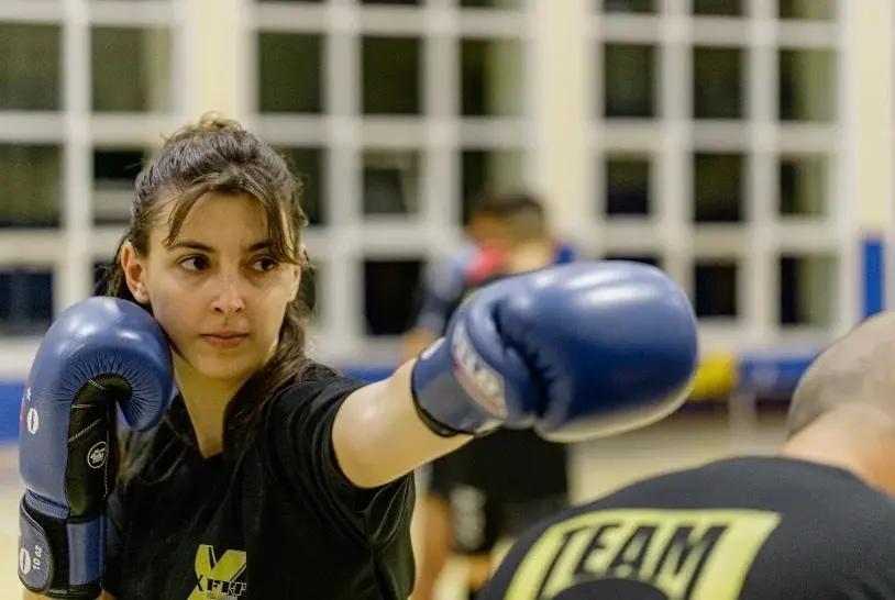 BOXING WOMAN
